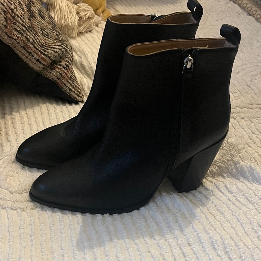 Country Road Black Ankle Booties